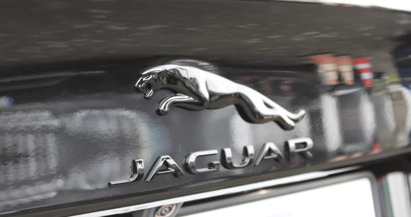 Jaguar XE cena 259900 przebieg: 4000, rok produkcji 2024 z Lwówek Śląski małe 154